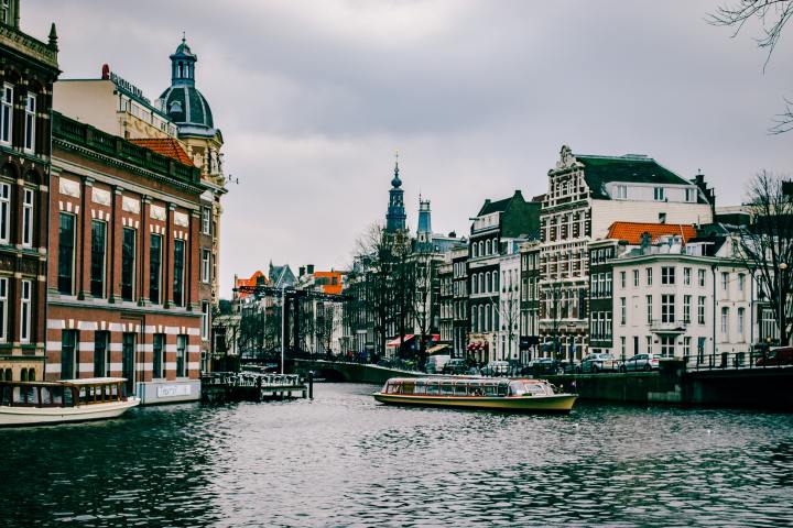 amsterdam canal